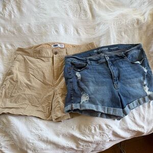 Lot of 2 women’s shorts size 18- Wallflower Blue Distressed Denim and Old Navy